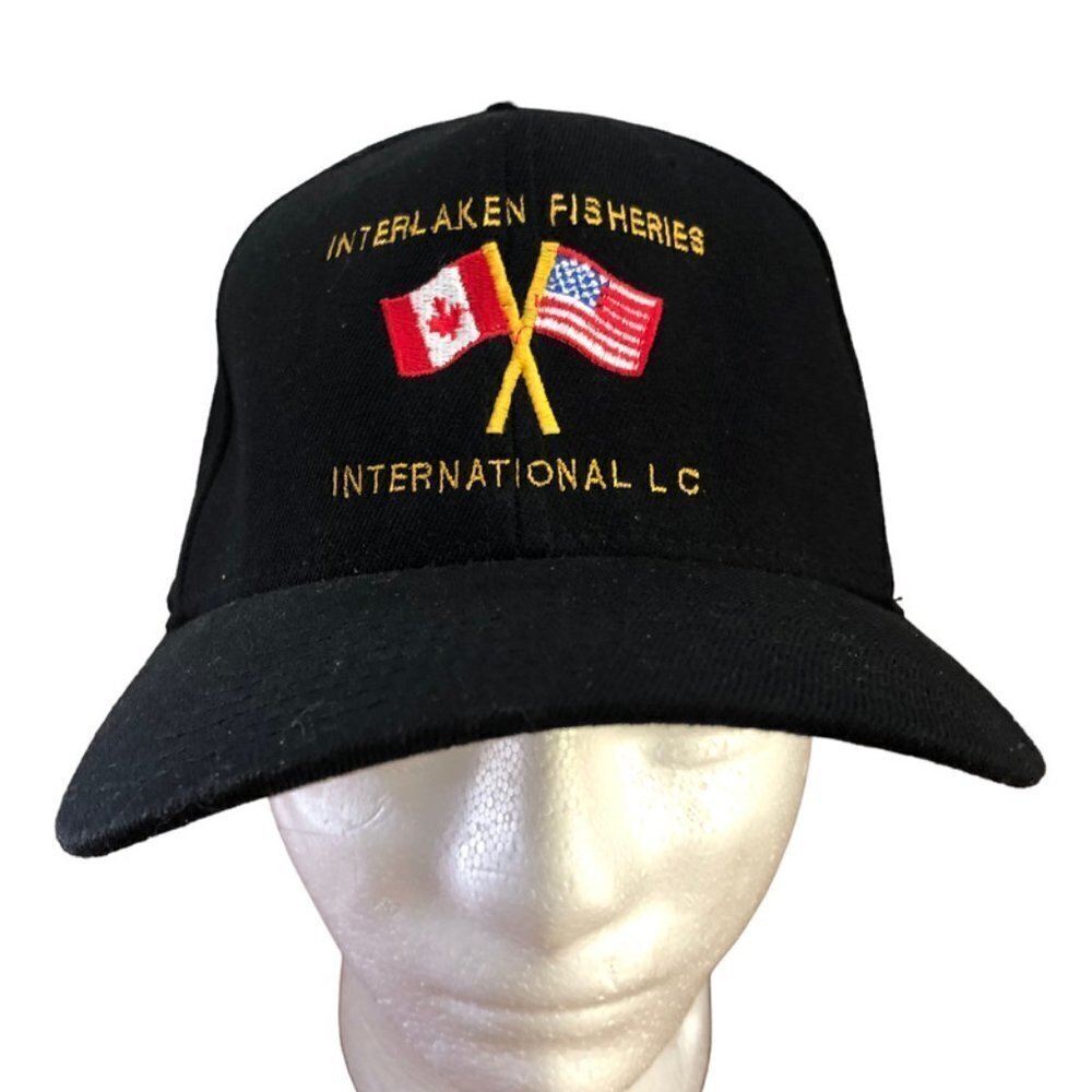 NWT Interlaken Fisheries Hat Cap Black Flexfit Precurved Bill Fishing Boat New